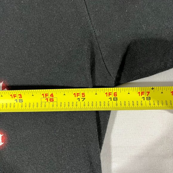 Attach On Titan Black Short Sleeve T-shirt Captain Levi Scout Regiment, Medium - Picture 2 of 7